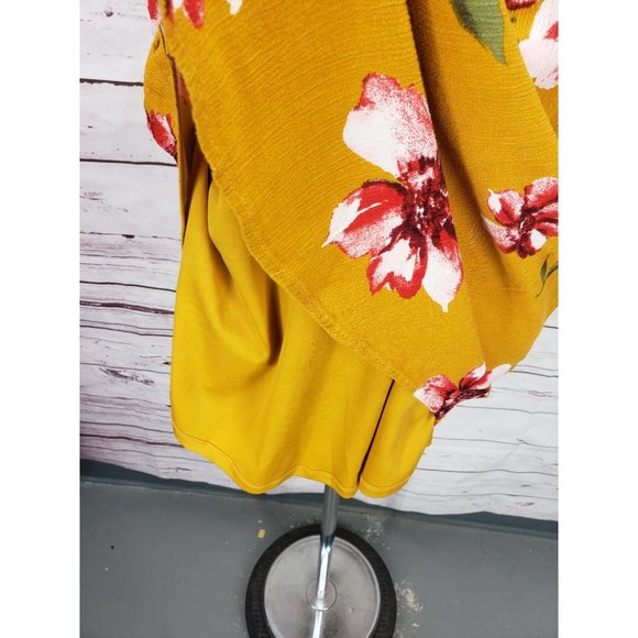 Andree By Unit small Mustard‎ Floral crisscross cold shoulder Dress - Picture 5 of 12